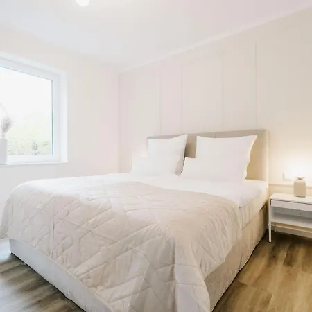 Kuesten De - 3 Seitliche Deichlage, Terrasse, 53qm Greetsiel